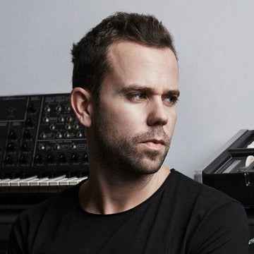 M83